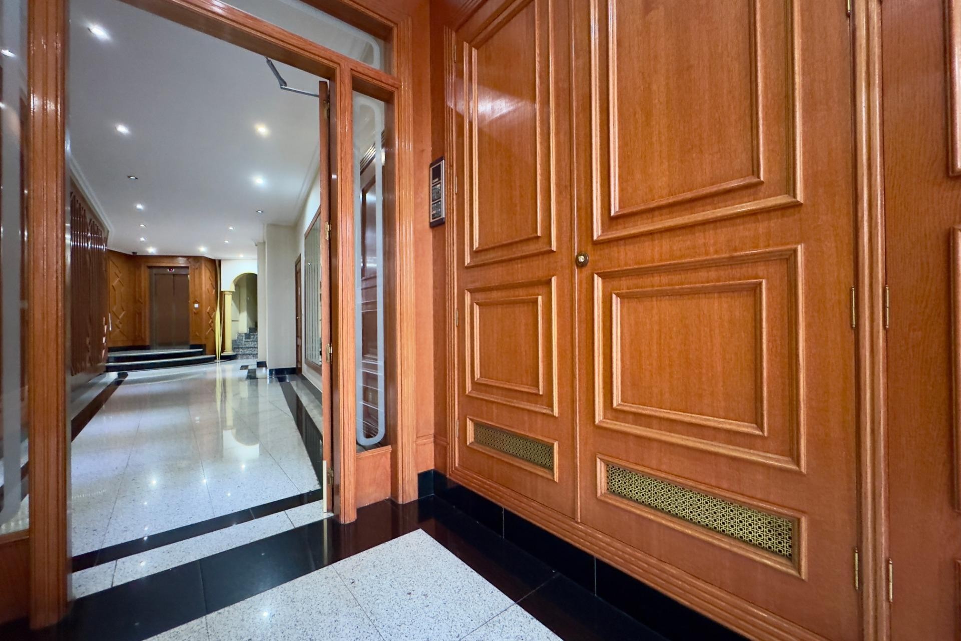 Revente - Apartment - Elche - Center