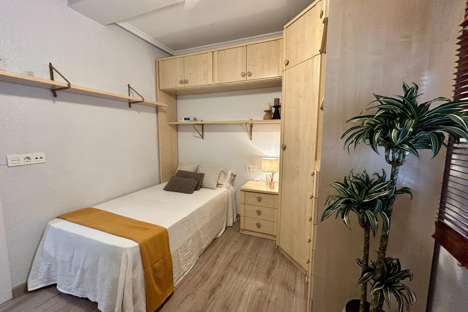 Revente - Apartment - Elche - Plaza Crevillente-Juzgados