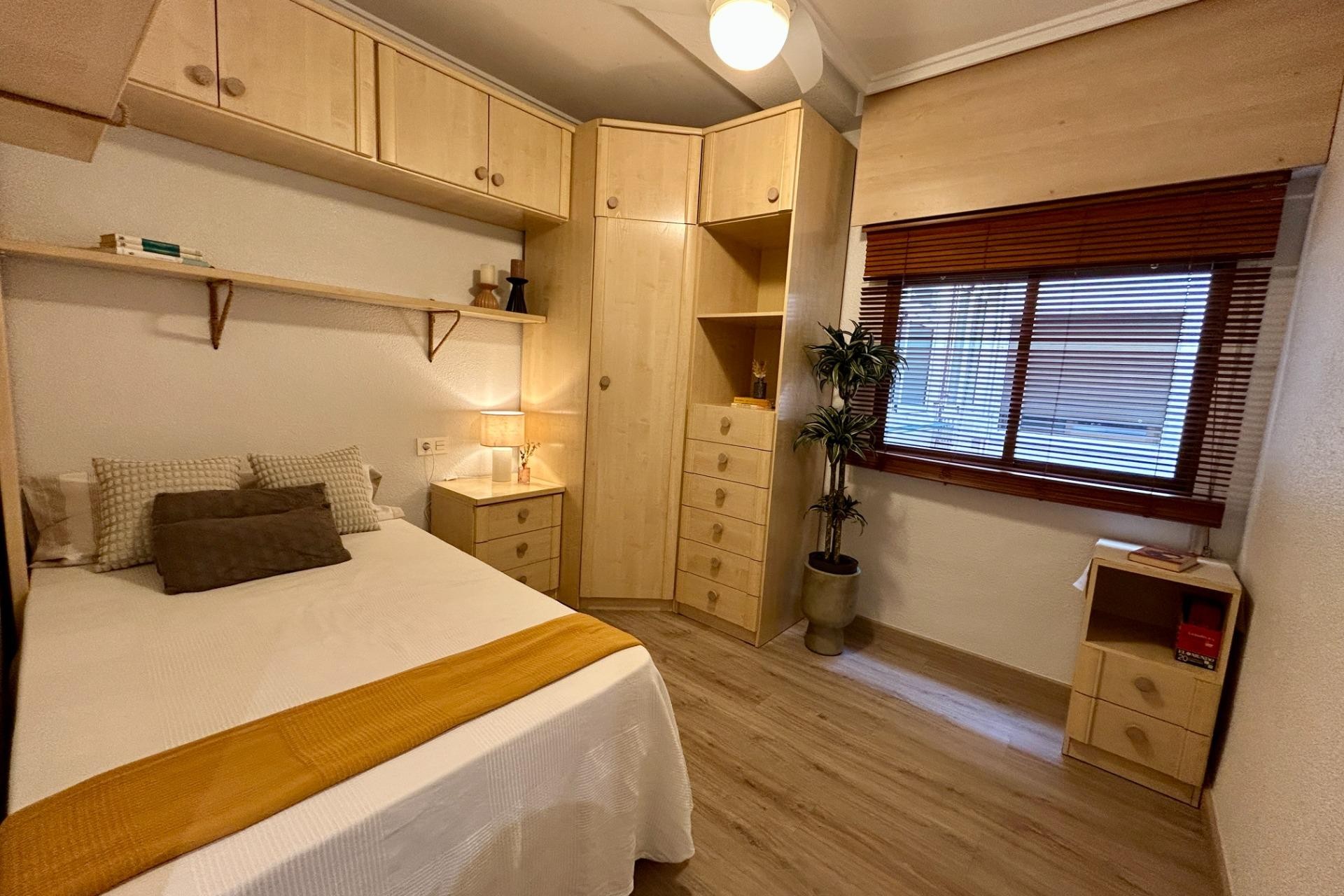 Revente - Apartment - Elche - Plaza Crevillente-Juzgados