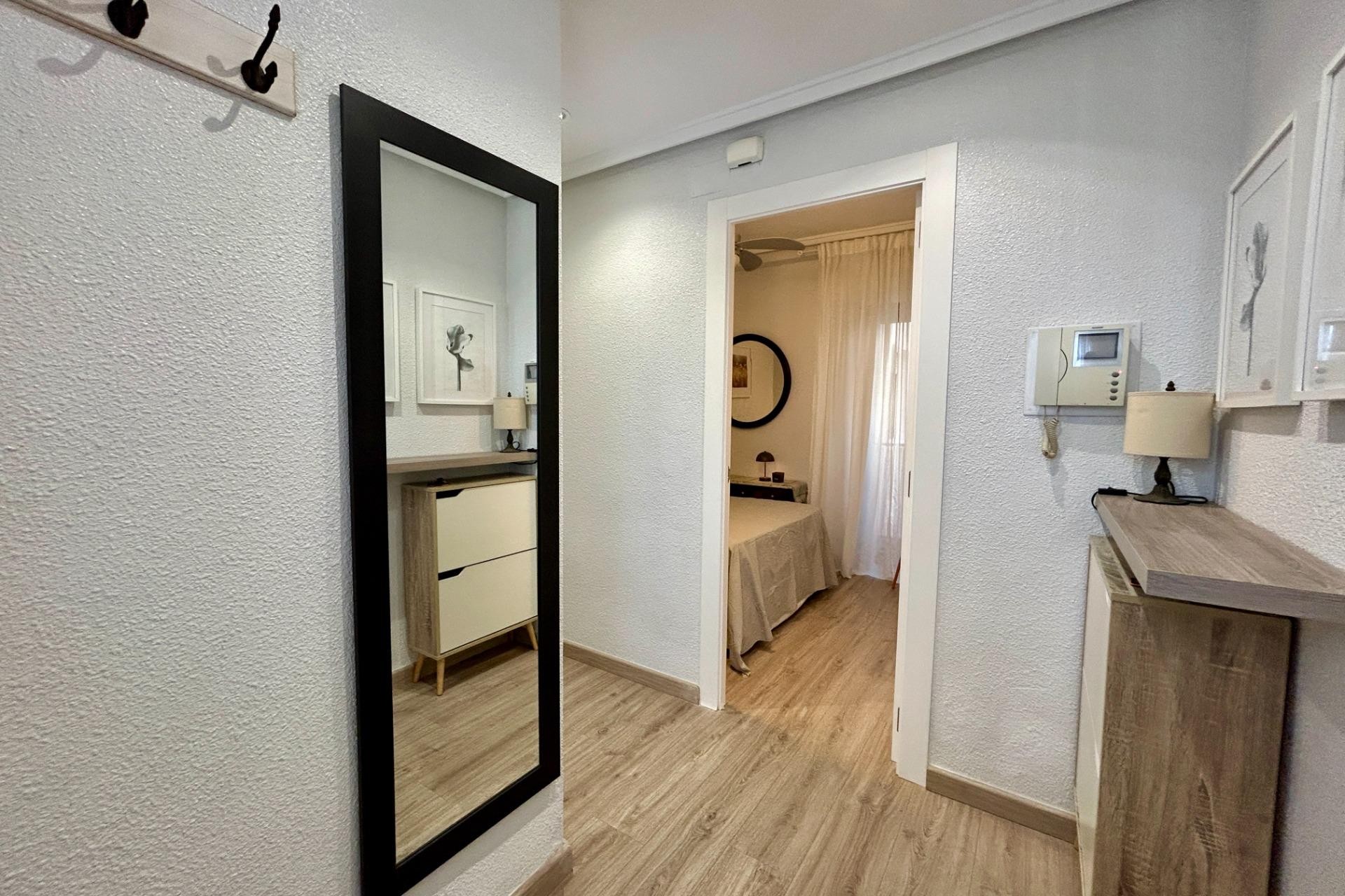 Revente - Apartment - Elche - Plaza Crevillente-Juzgados