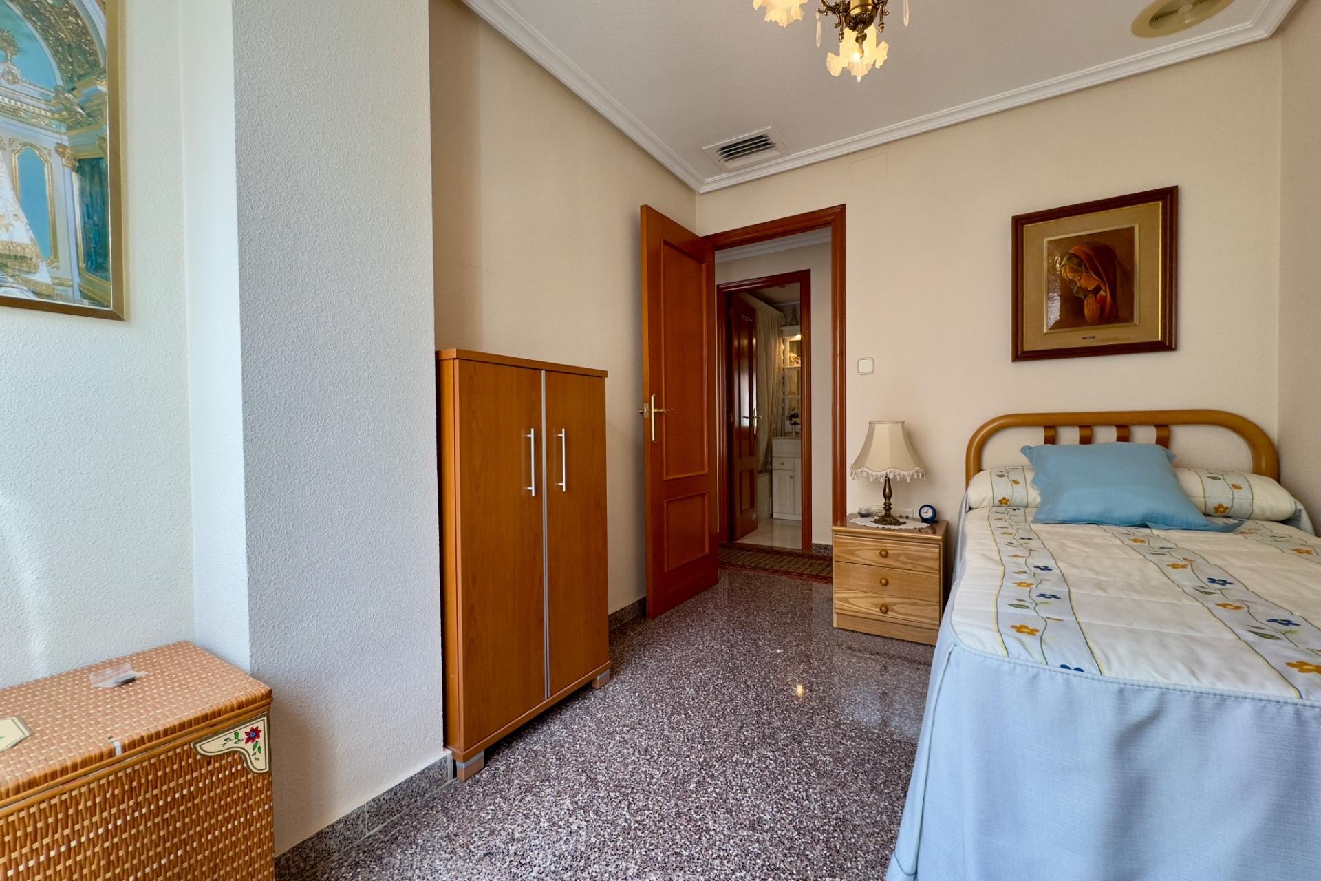 Revente - Apartment - Elche - Plaza Obispo Siuri