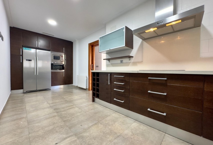 Revente - Apartment - Elche - Porcelanosa