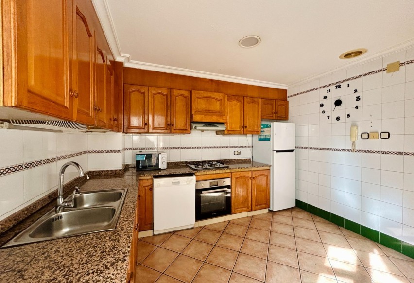 Revente - Apartment - Elche - Reina Victoria-Miguel Hernández