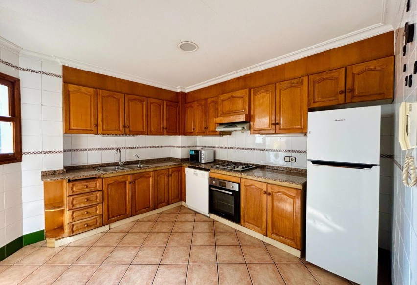 Revente - Apartment - Elche - Reina Victoria-Miguel Hernández