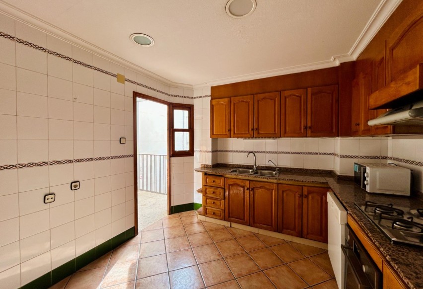 Revente - Apartment - Elche - Reina Victoria-Miguel Hernández