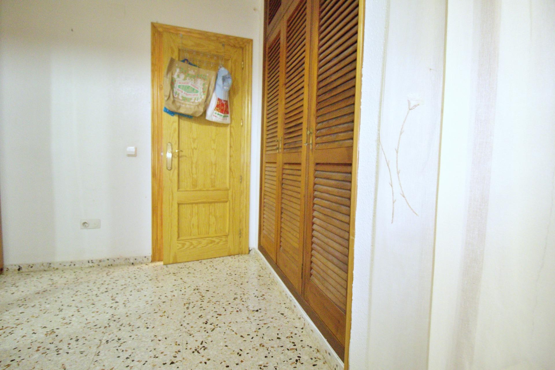 Revente - Appartement - Alicante - Benalua