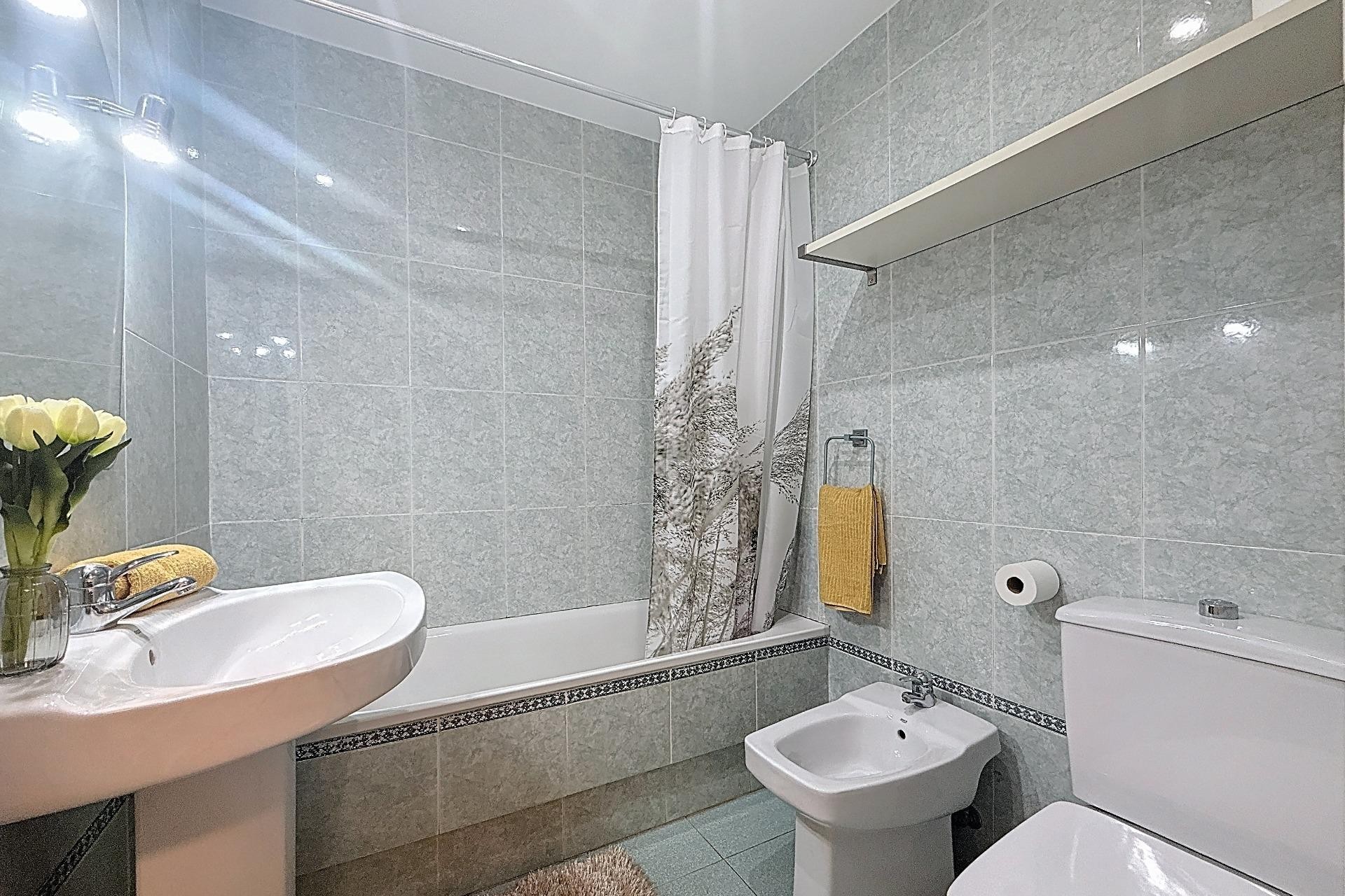 Revente - Appartement - Alicante - San Blas