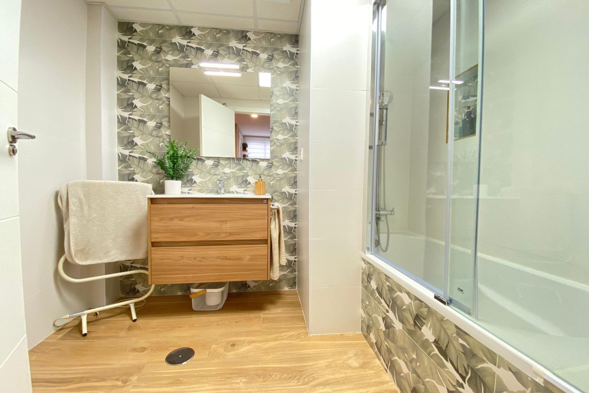 Revente - Appartement - Alicante - San Gabriel