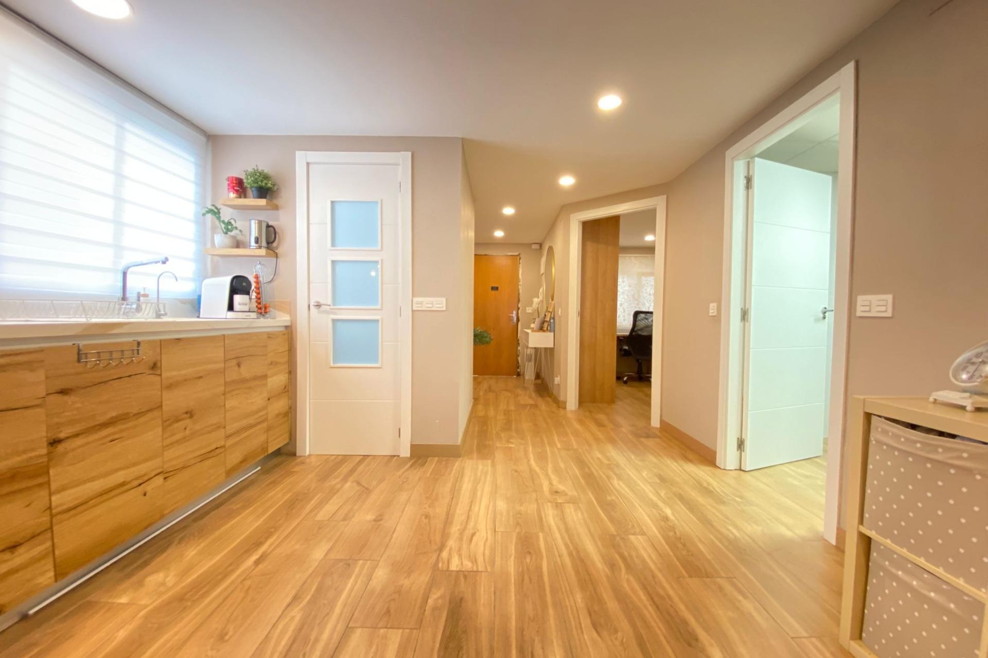 Revente - Appartement - Alicante - San Gabriel