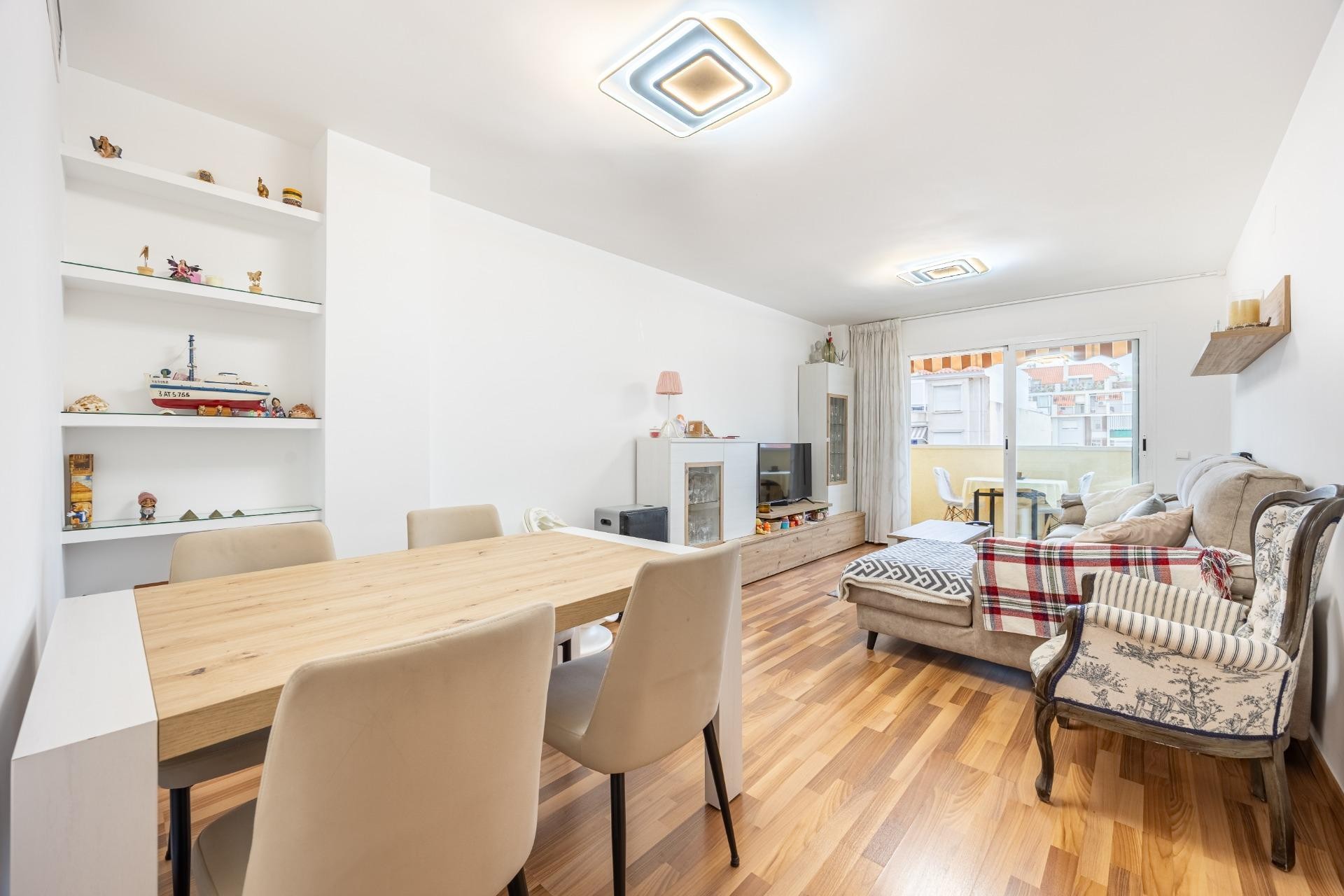 Revente - Appartement - Benidorm - Colonia Madrid