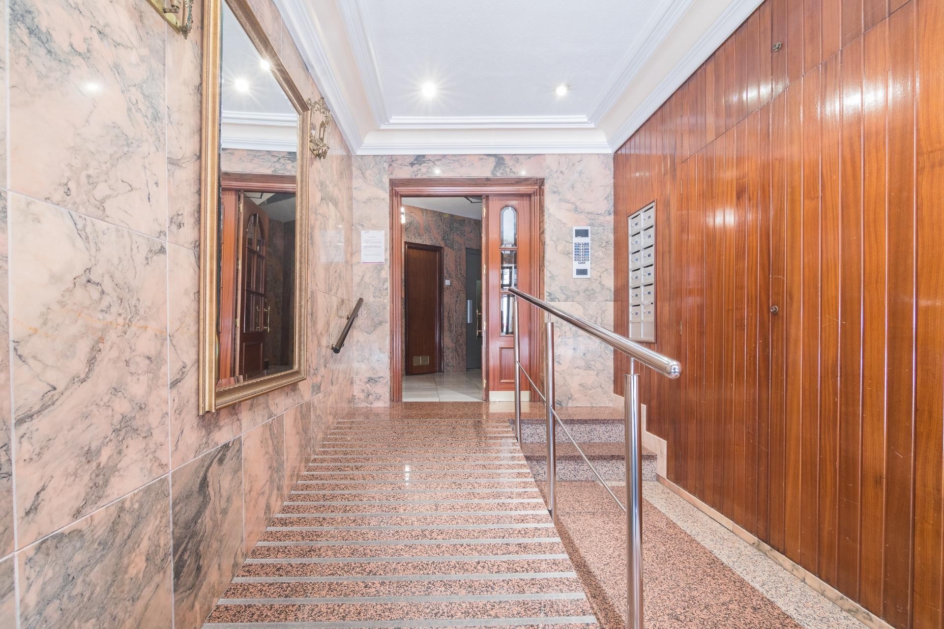 Revente - Appartement - Elche - Asilo - Pisos Azules