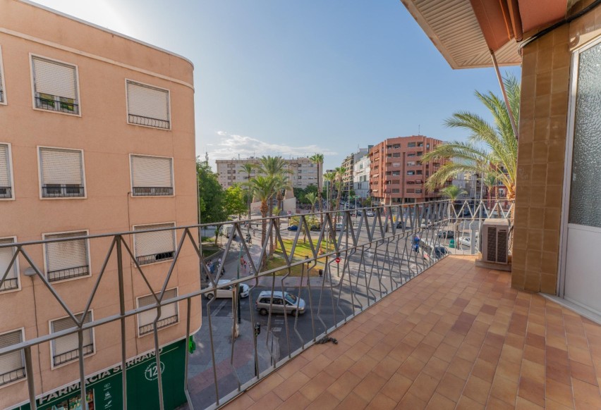 Revente - Appartement - Elche - Center