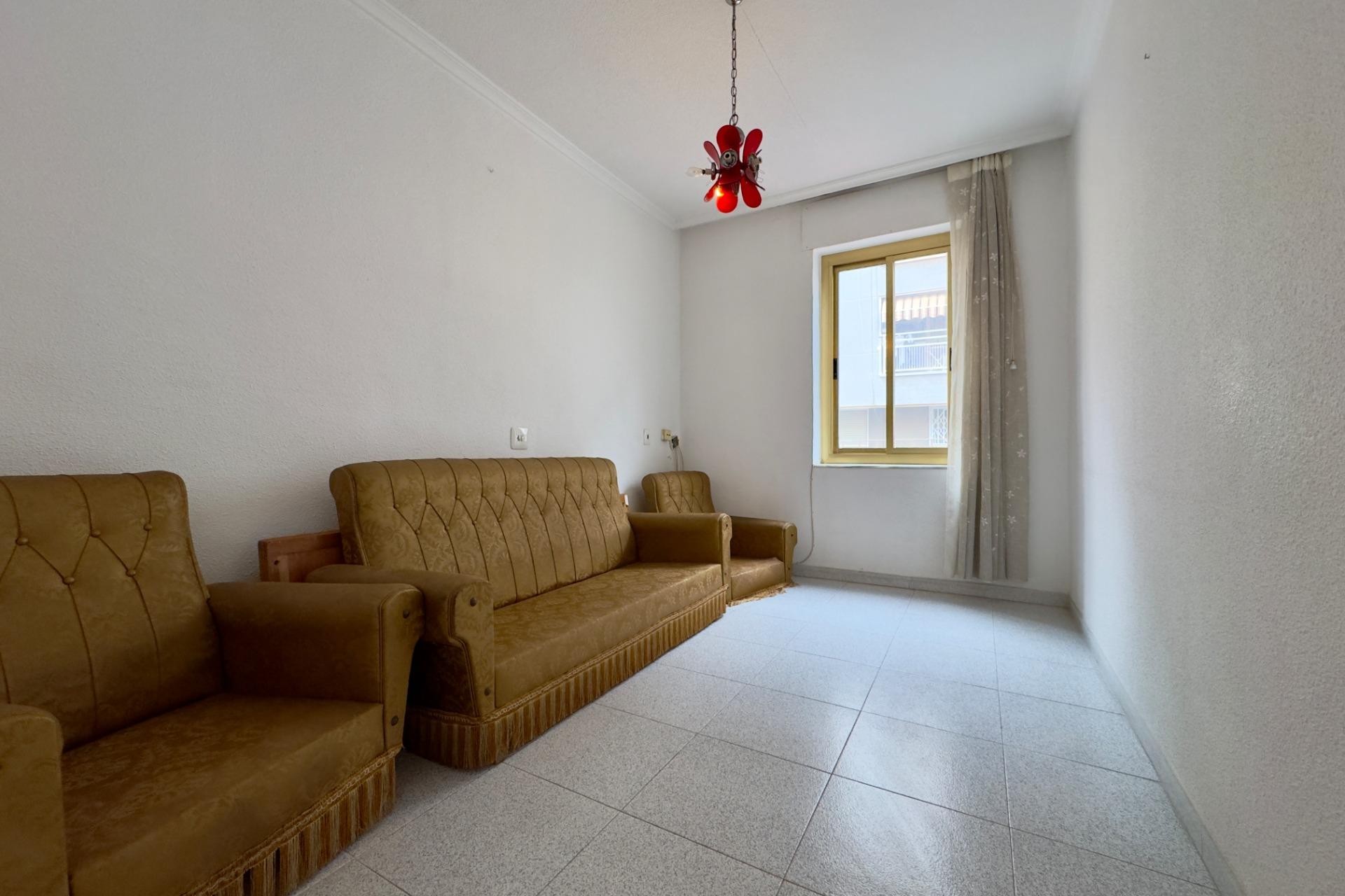Revente - Appartement - Elche - Plaza Barcelona