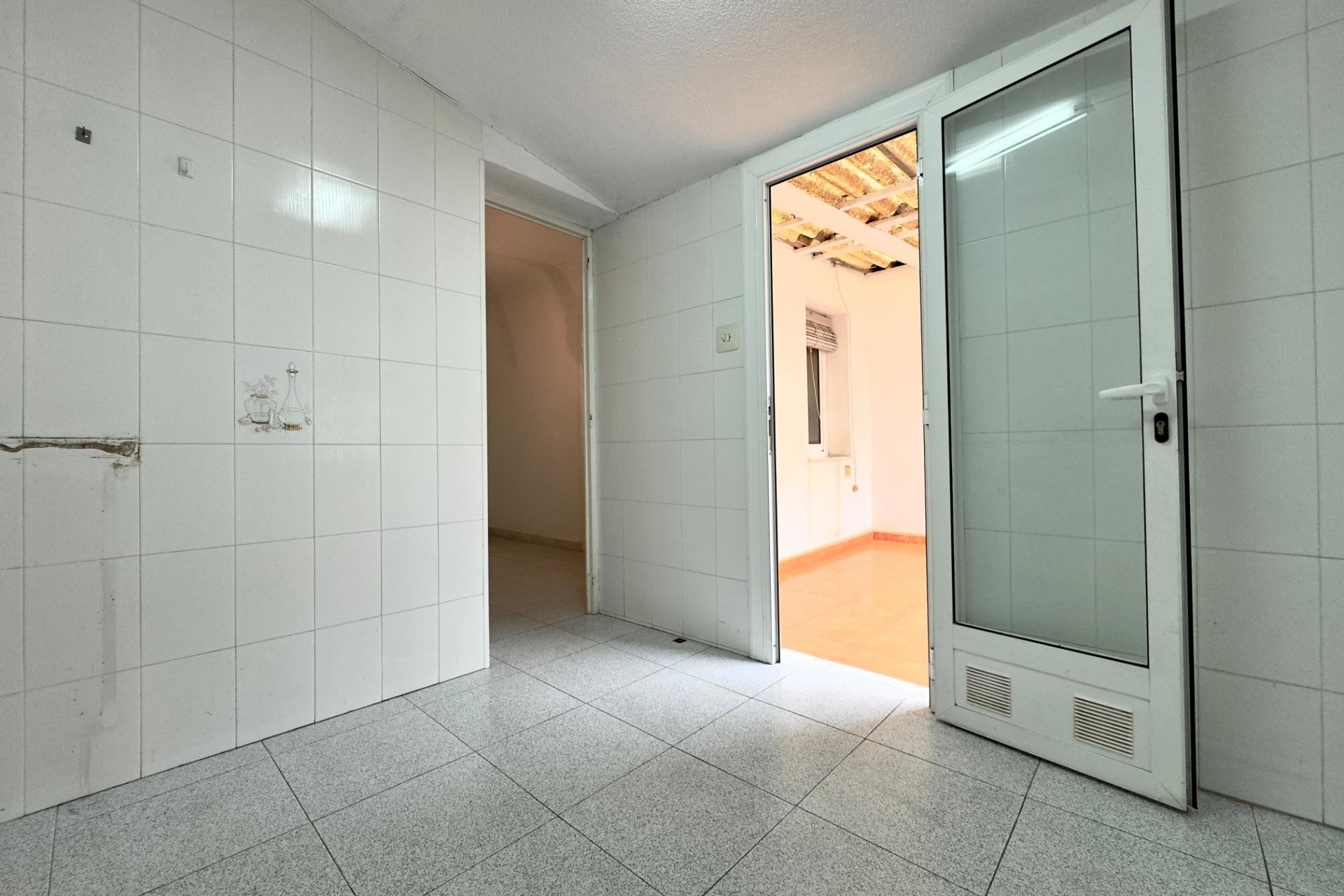 Revente - Appartement - Elche - Plaza Barcelona