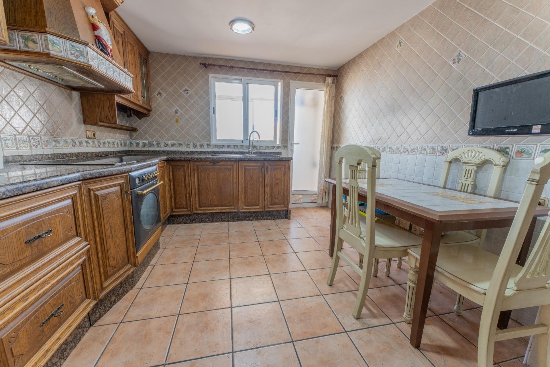 Revente - Appartement - Elche - Plaza Barcelona