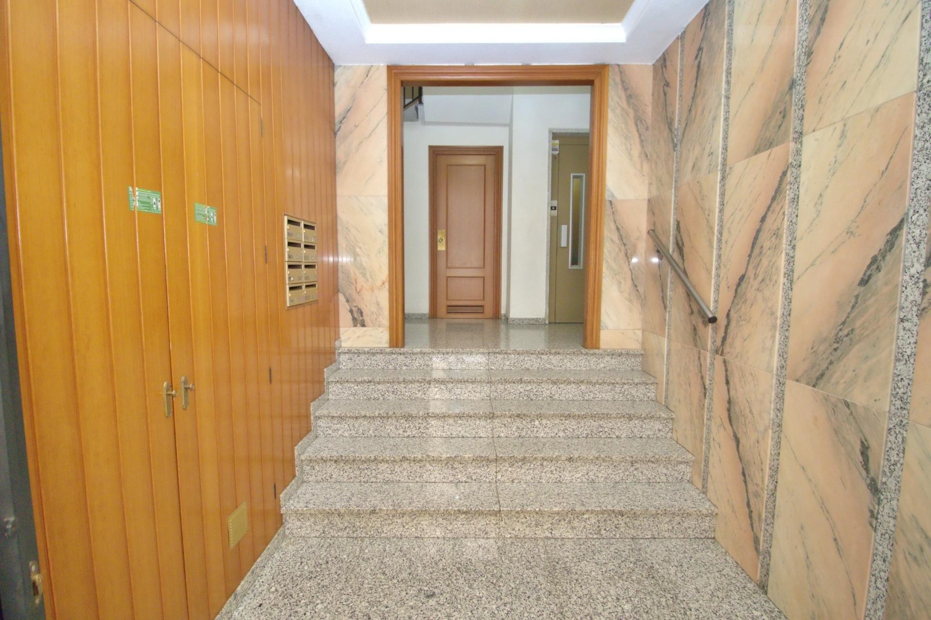 Revente - Appartement - Elche - Plaza Madrid