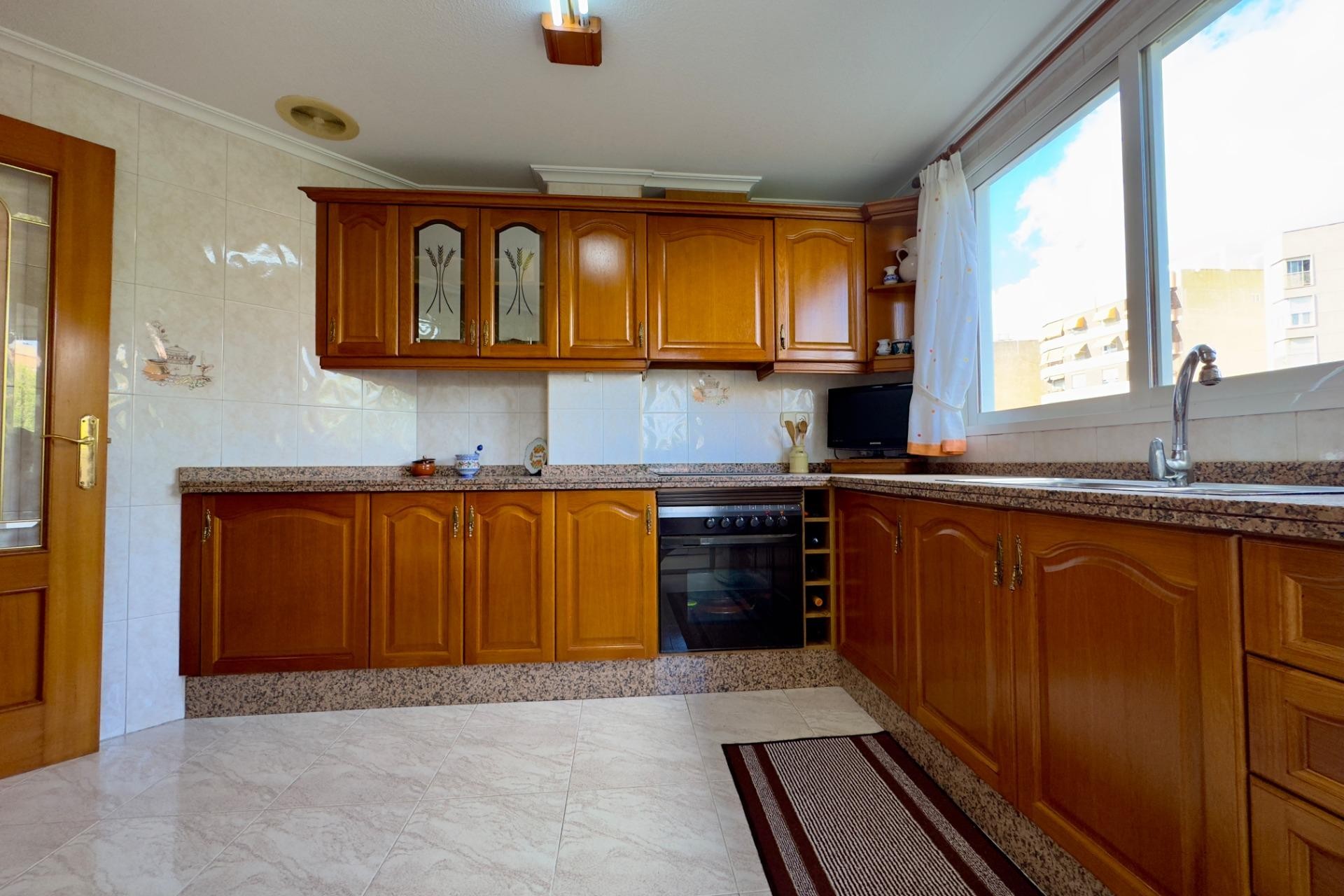 Revente - Appartement - Elche - Plaza Obispo Siuri