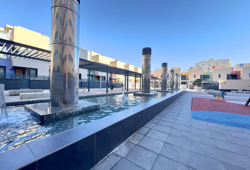 Revente - Appartement - Elche - Porcelanosa