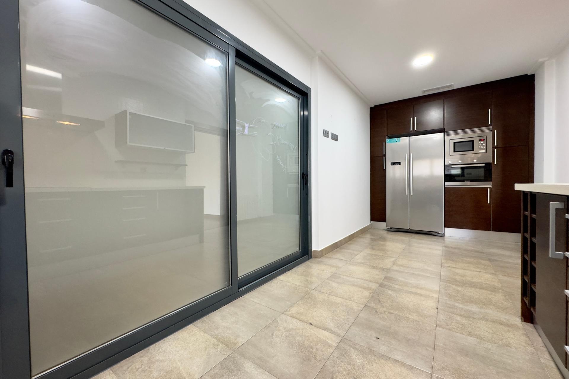 Revente - Appartement - Elche - Porcelanosa