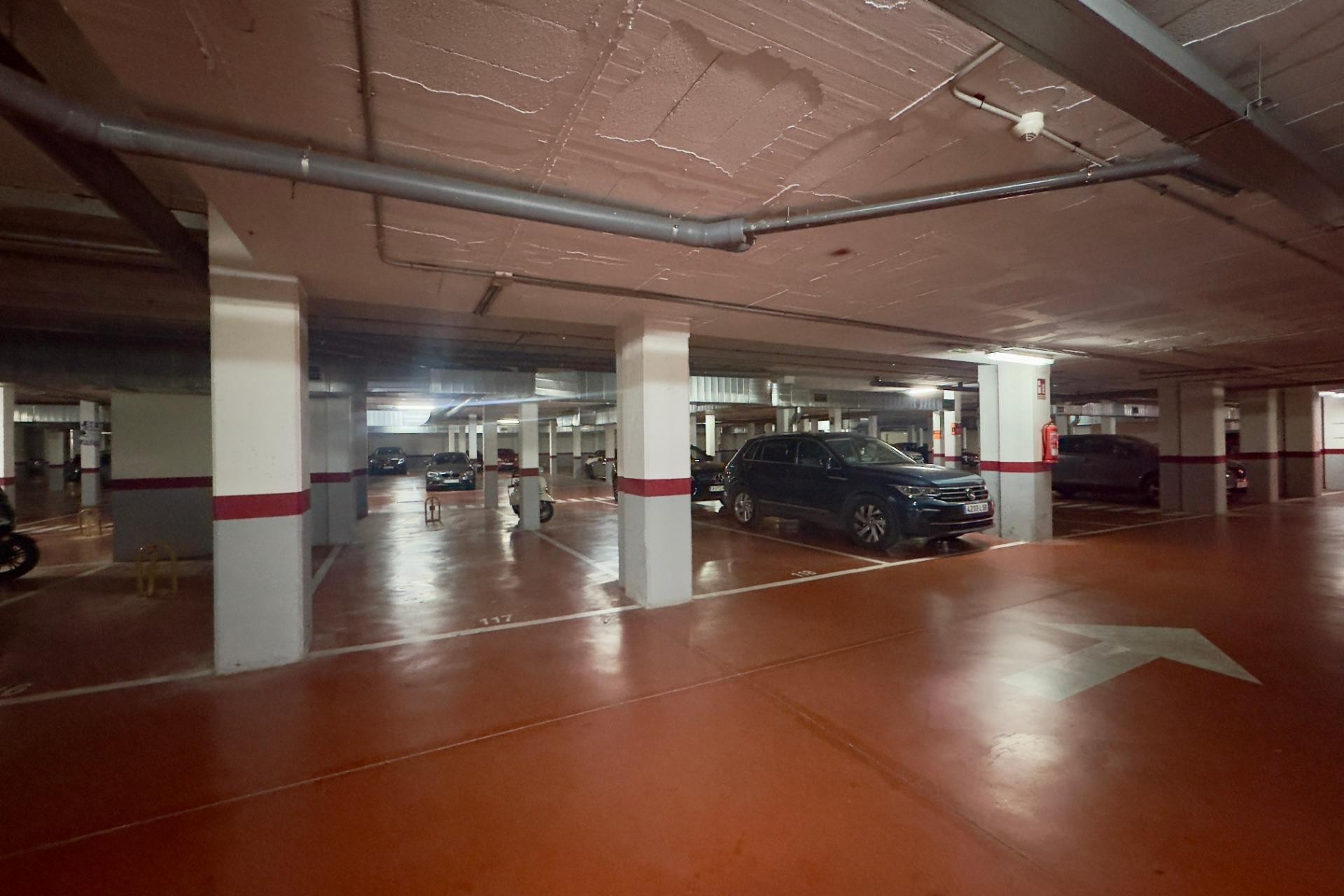 Revente - Appartement - Elche - Porcelanosa