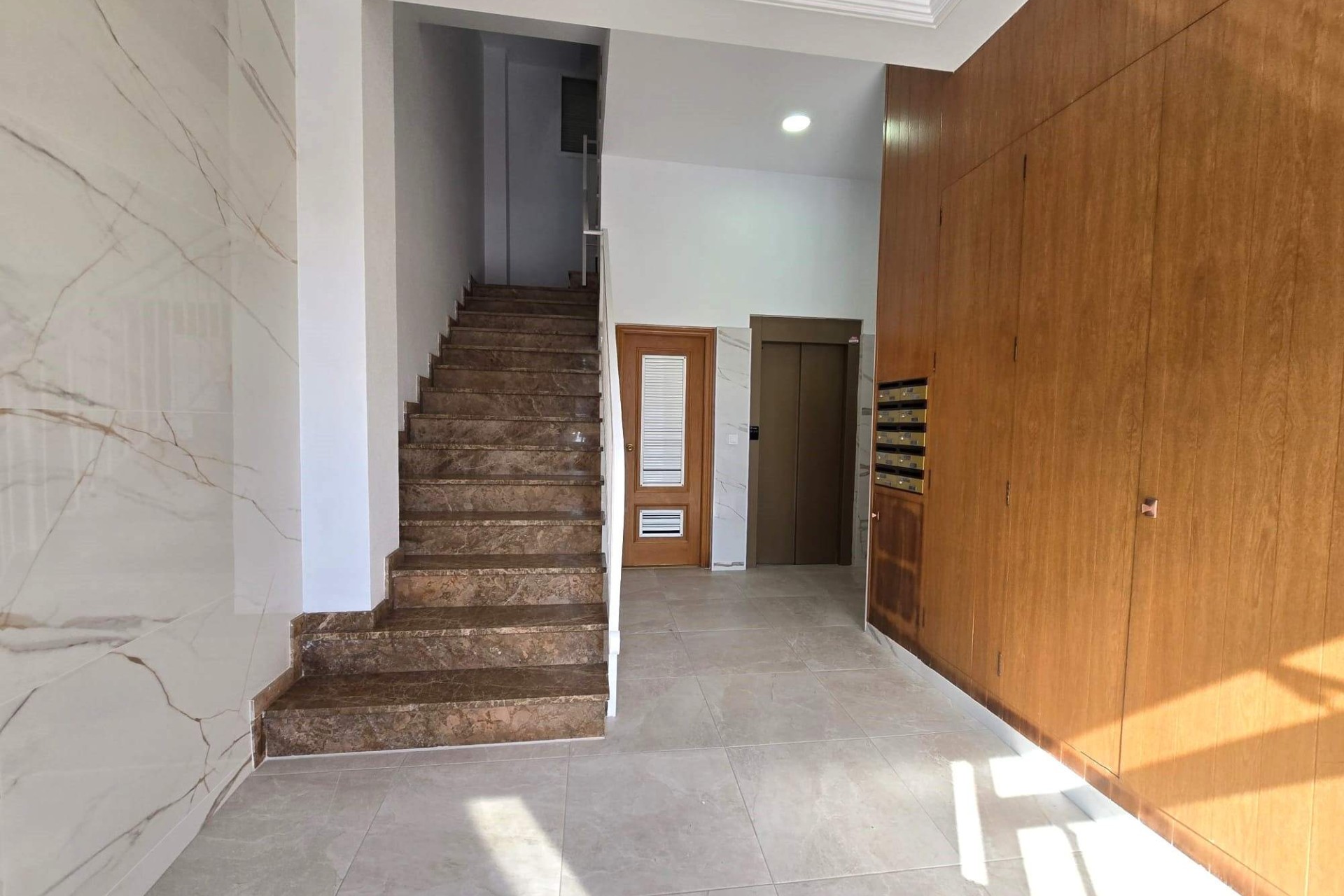 Revente - Appartement - Elche - Sector V