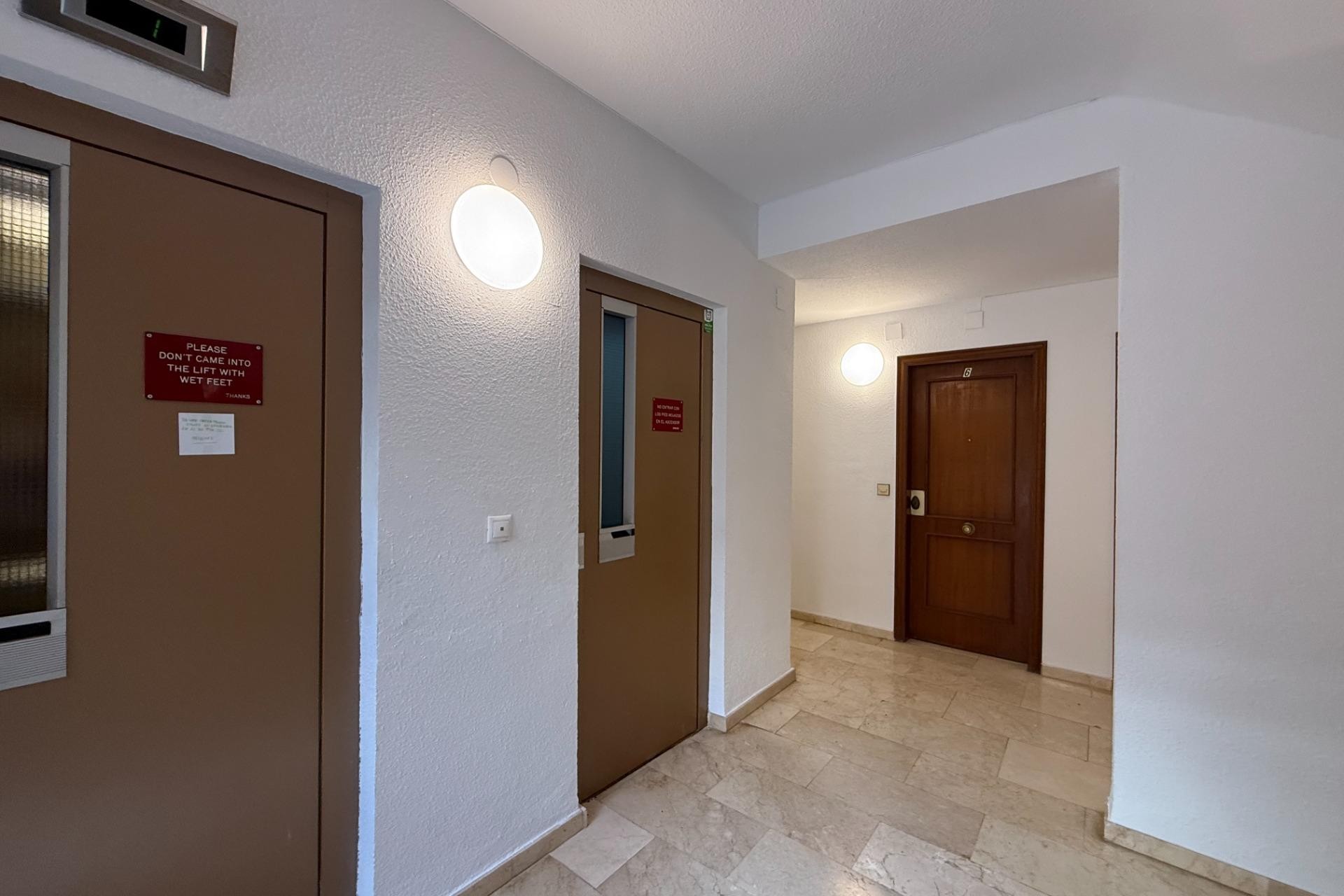 Revente - Appartement - Santa Pola - Calas de Santa Pola este