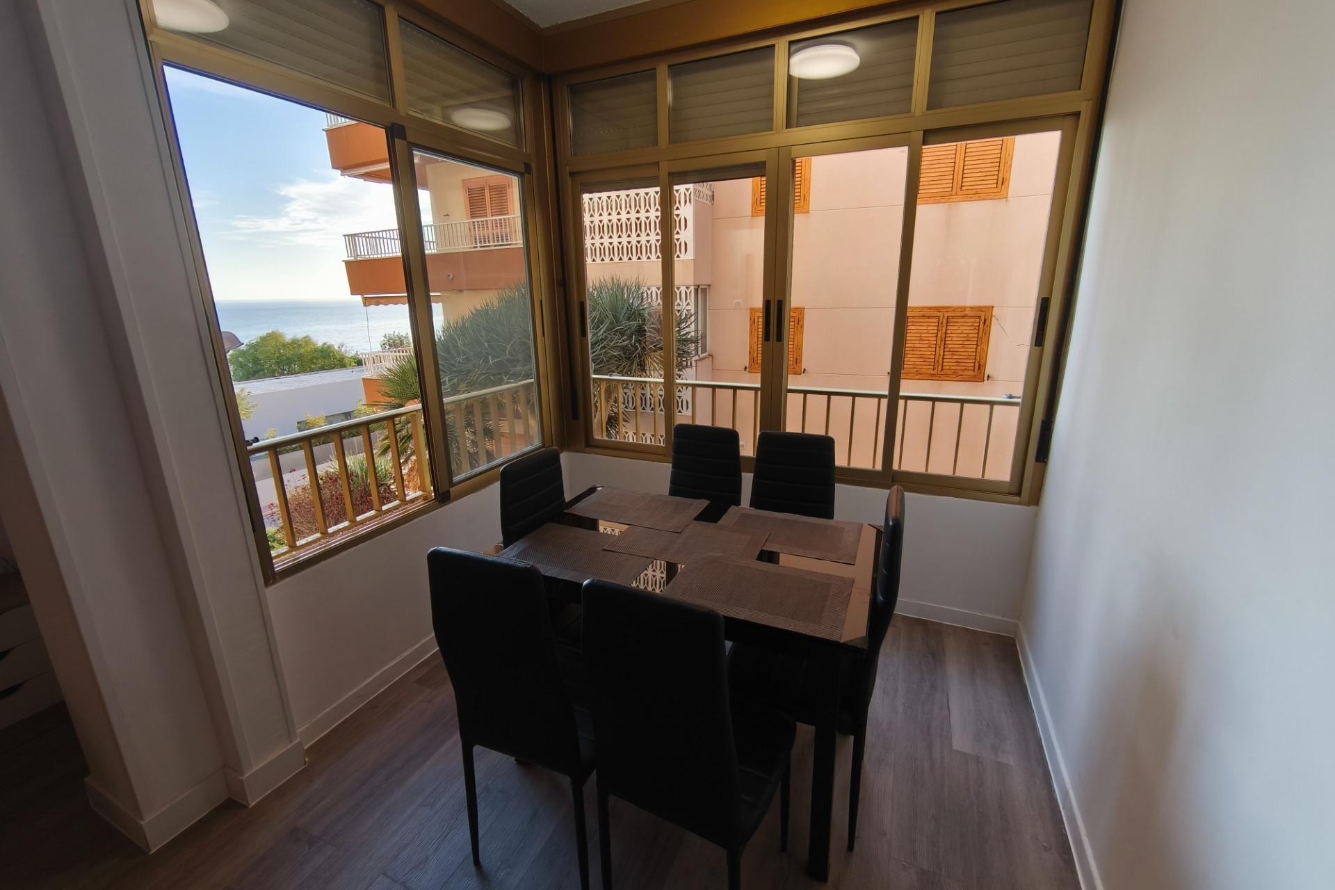 Revente - Appartement - Santa Pola - Calas de Santa Pola este