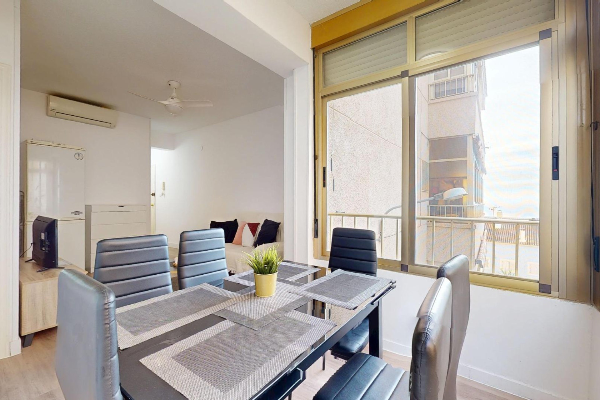 Revente - Appartement - Santa Pola - Calas de Santa Pola este