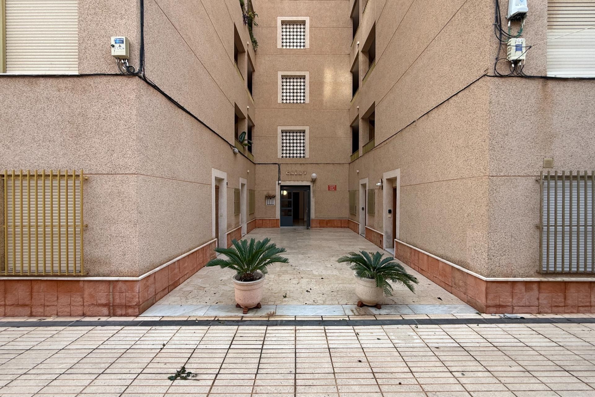 Revente - Appartement - Santa Pola - Calas de Santa Pola este