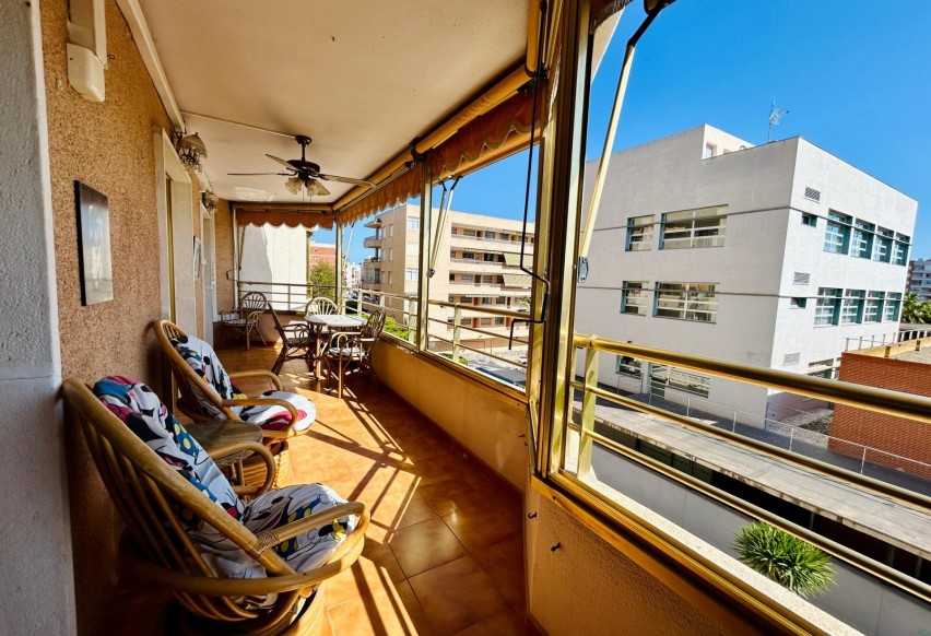 Revente - Appartement - Santa Pola - Puerto