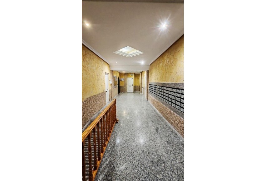 Revente - Appartement - Torrevieja - Centro