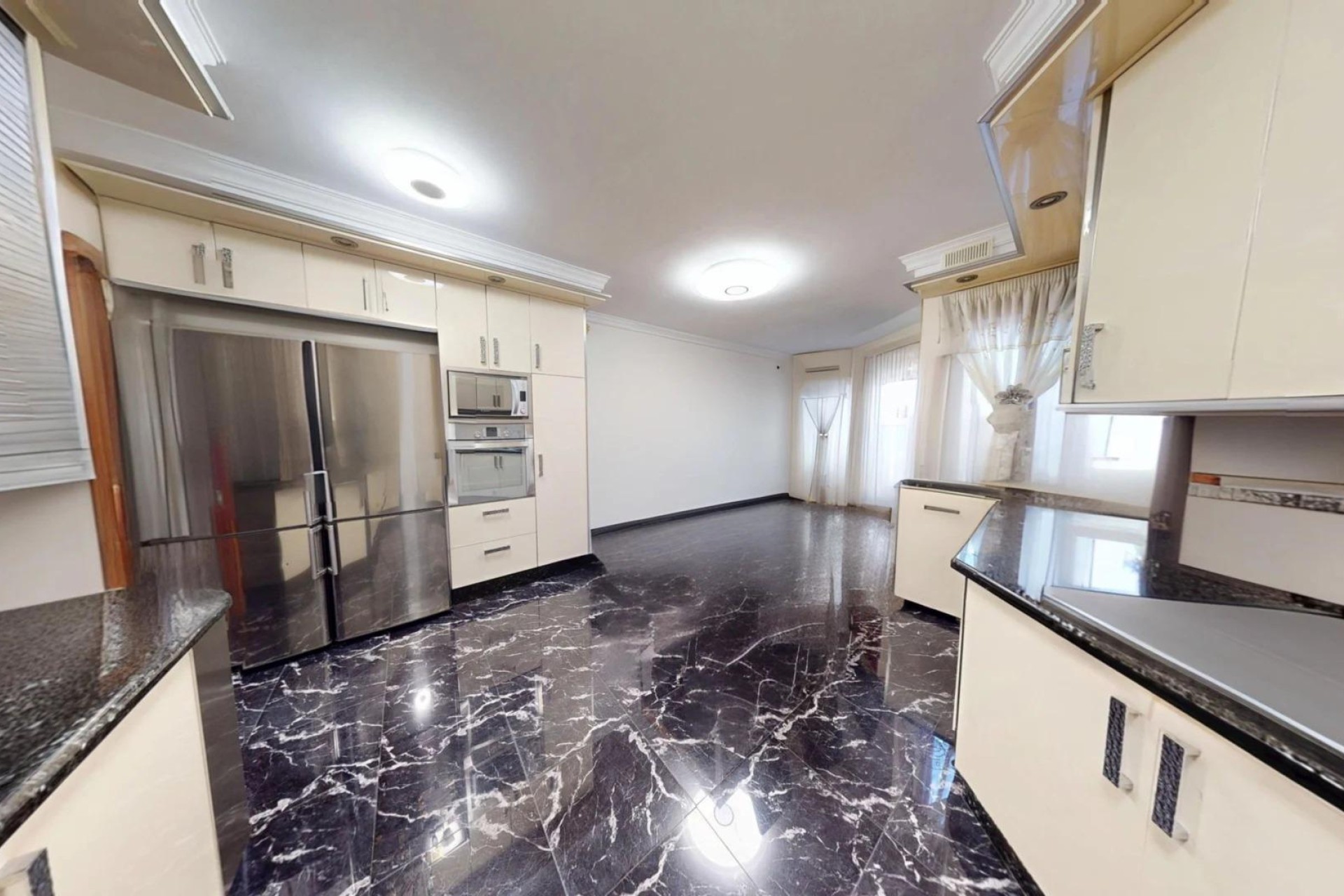 Revente - Appartement - Villajoyosa - Pueblo