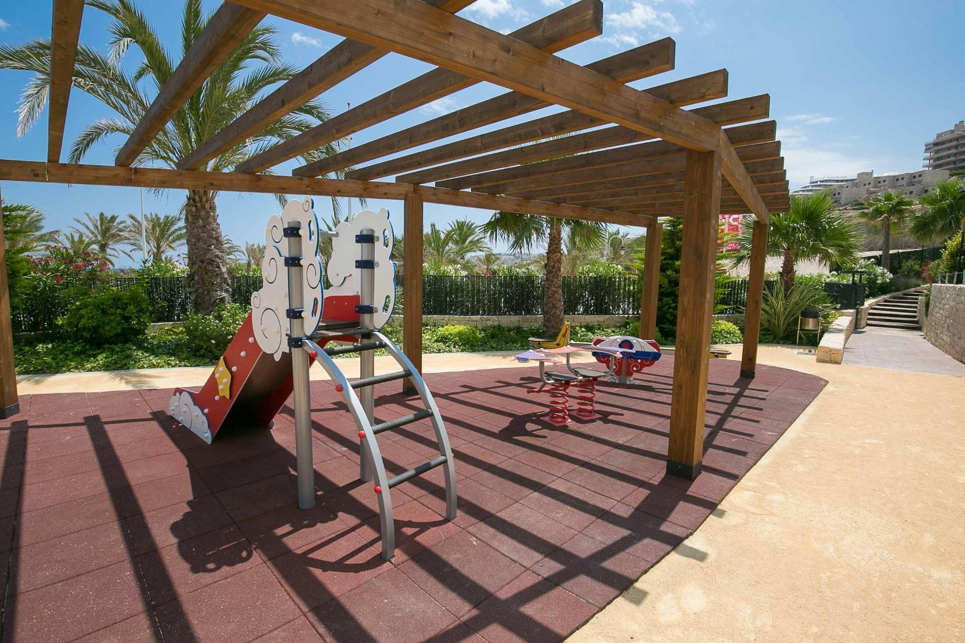 Revente - Attique - Arenales del Sol - Zona paseo maritimo