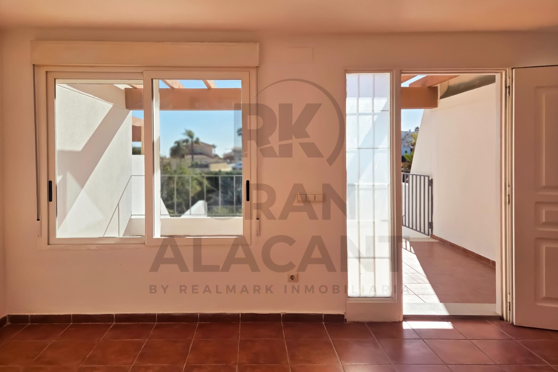 Revente - Casa Tipo Dúplex - Gran alacant - Carabasí