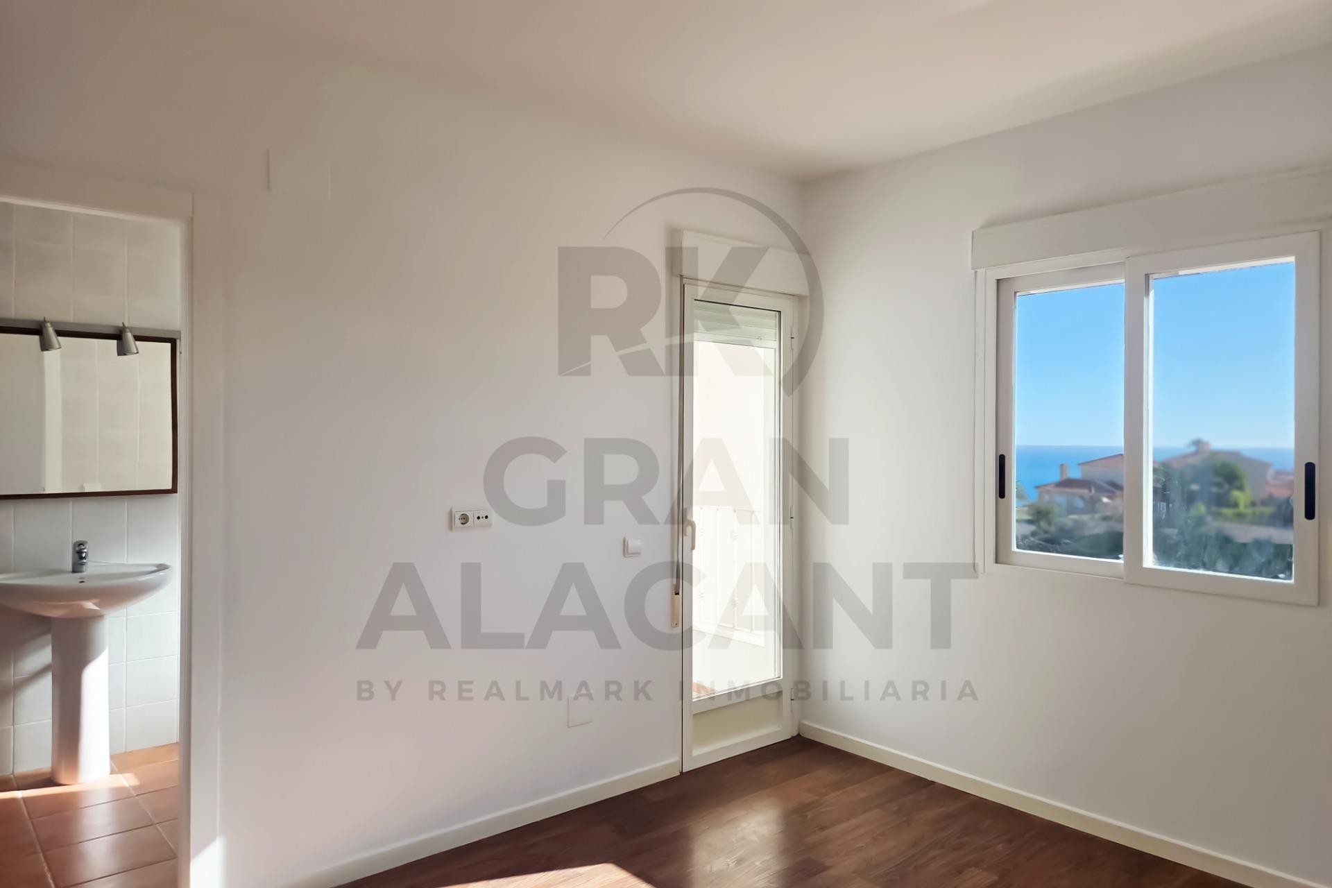 Revente - Casa Tipo Dúplex - Gran alacant - Carabasí