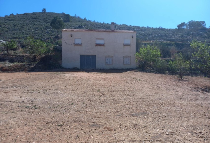 Revente - Casa Tipo Dúplex - Hondón de los Fráiles - HONDON D ELOS FRAILES ALICANTE ESPAÑA