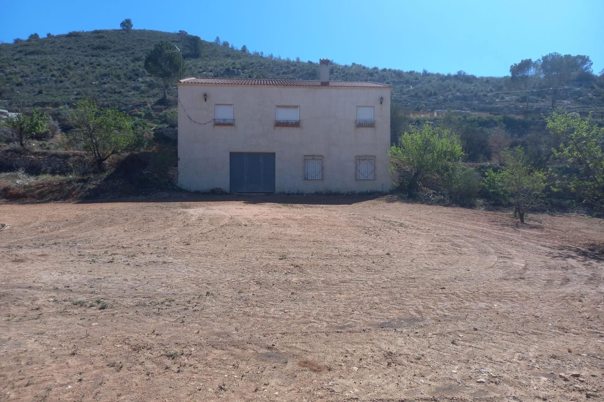 Revente - Casa Tipo Dúplex - Hondón de los Fráiles - HONDON D ELOS FRAILES ALICANTE ESPAÑA