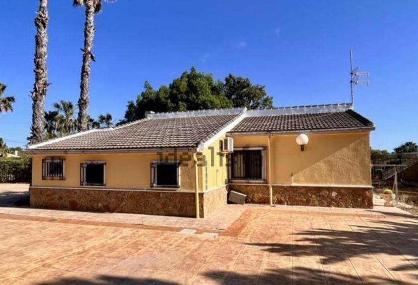 Revente - Chalet - Torrellano