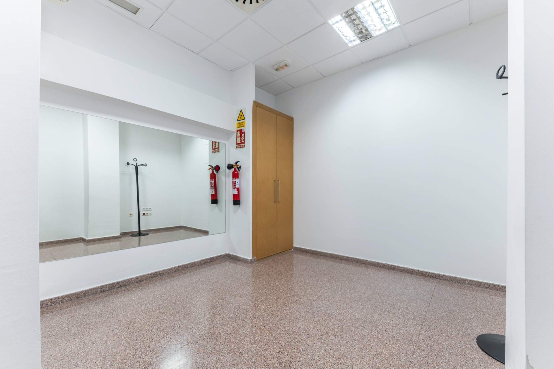 Revente - Commercial - Alicante - Altozano