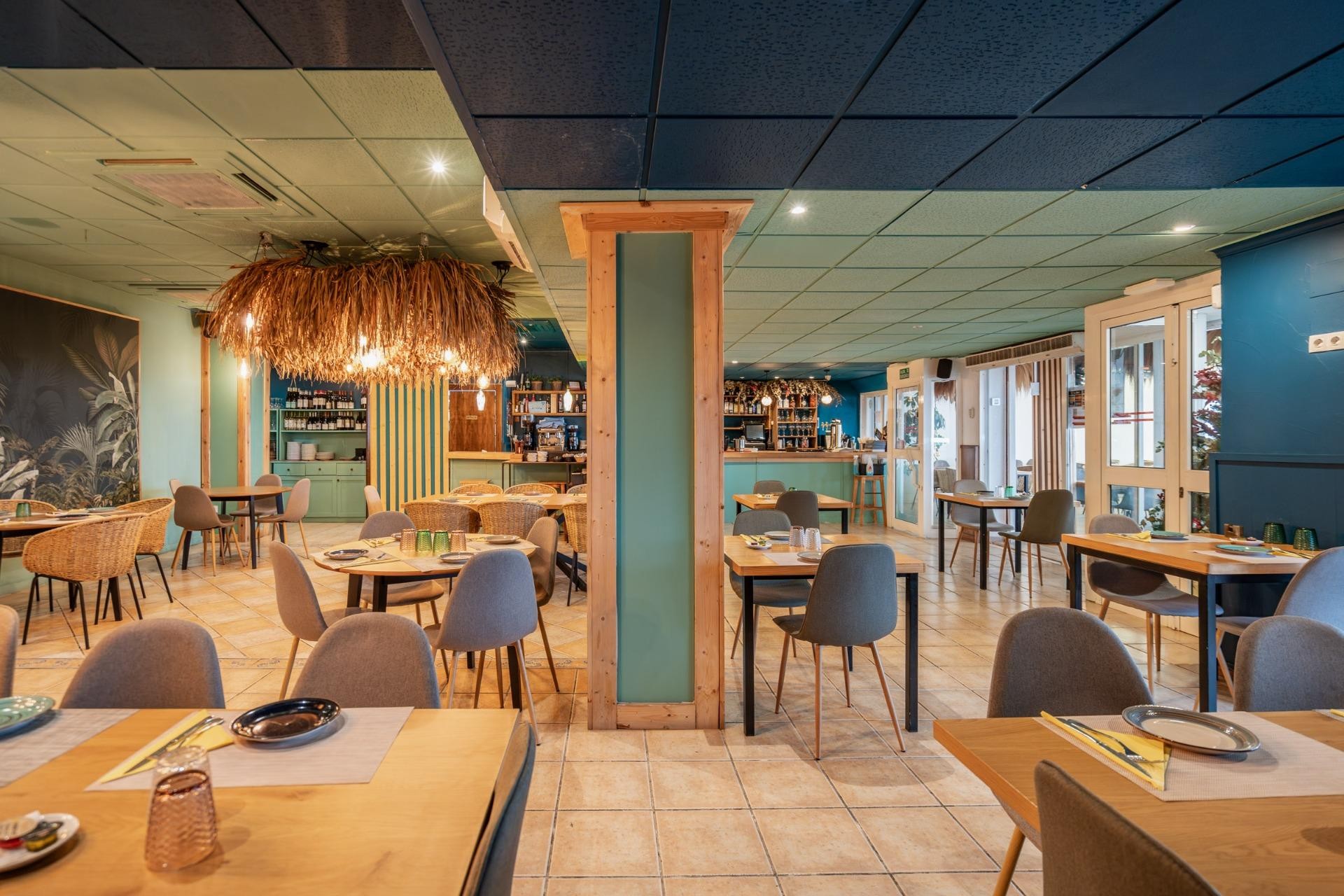 Revente - Commercial - Arenales del Sol