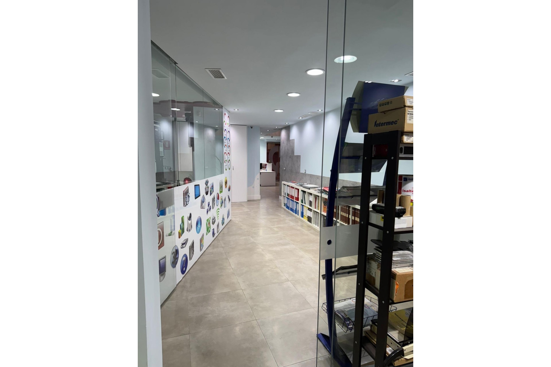 Revente - Commercial - Elche - Center