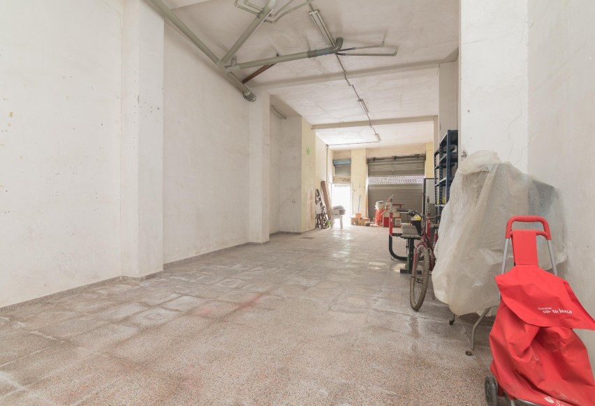 Revente - Commercial - Elche - Center