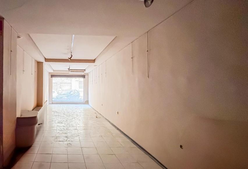 Revente - Commercial - Elche - Center