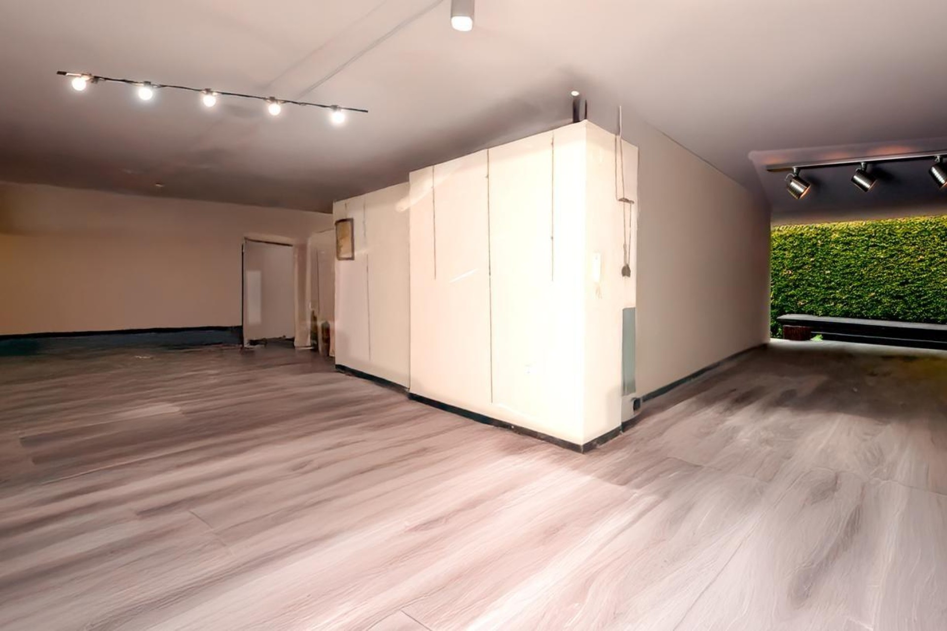 Revente - Commercial - Elche - Center
