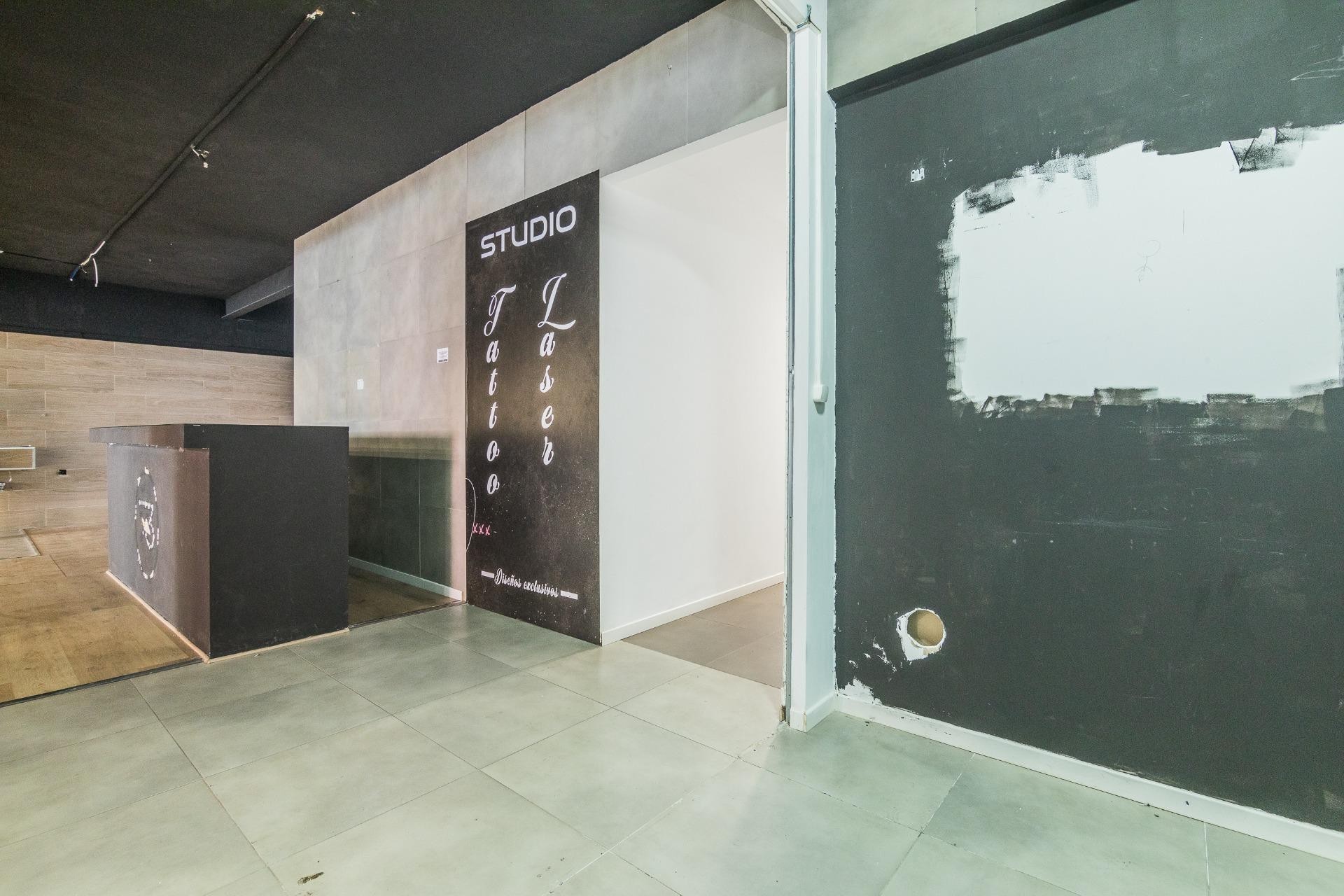Revente - Commercial - Elche - Center