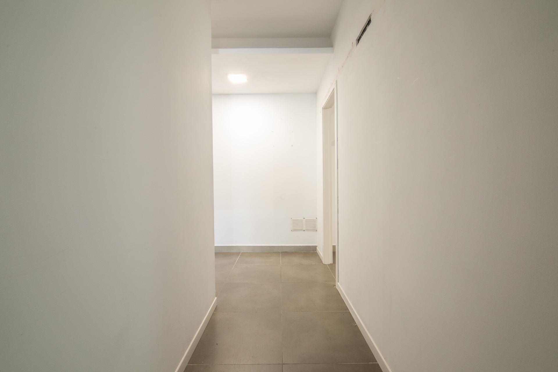 Revente - Commercial - Elche - Center