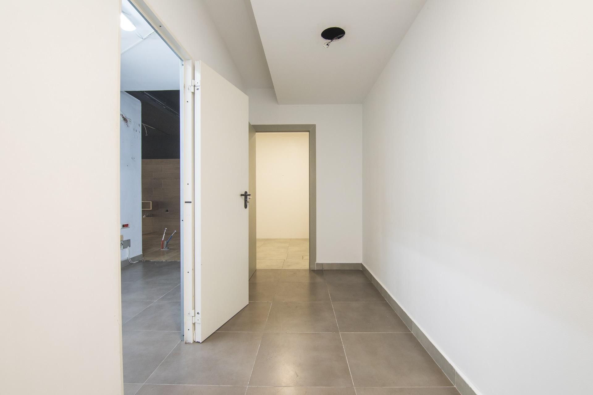 Revente - Commercial - Elche - Center