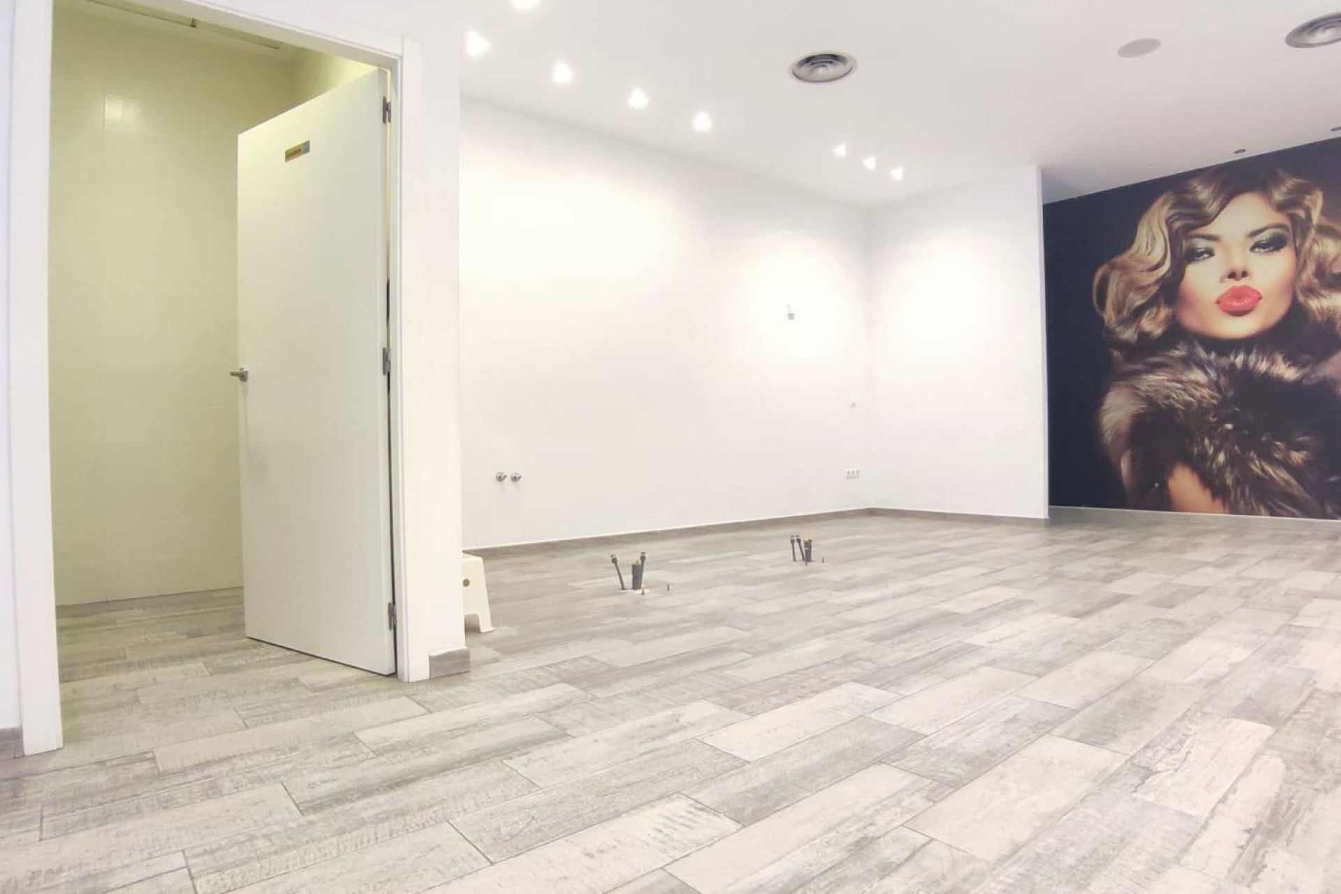 Revente - Commercial - Elche - Plaza Barcelona