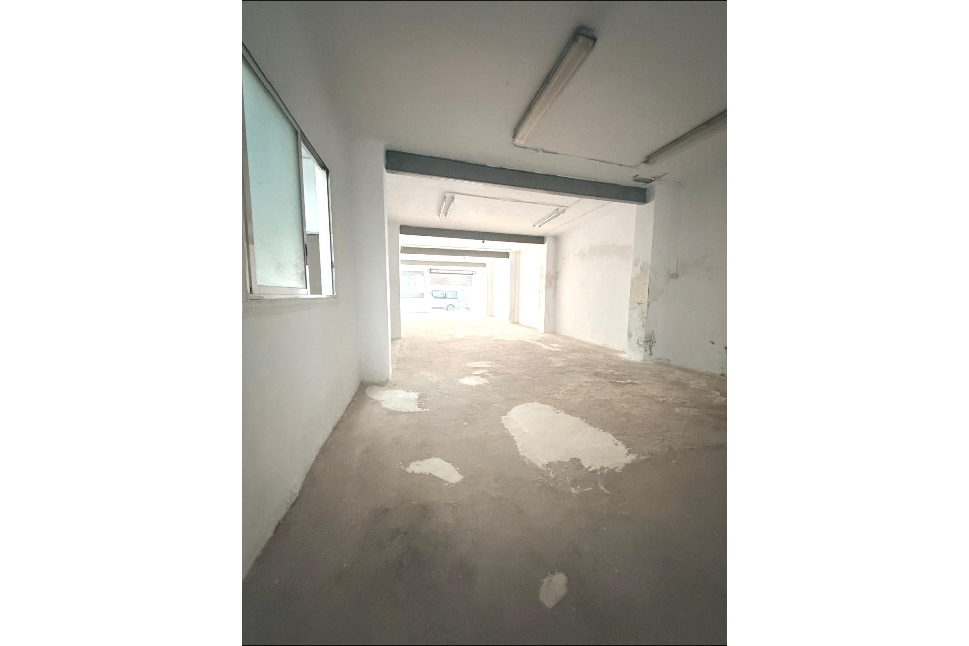 Revente - Commercial - Elche - Plaza Madrid
