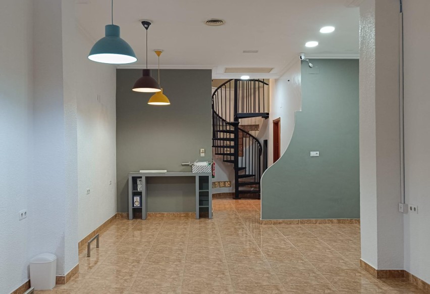 Revente - Commercial - Elche - Toscar